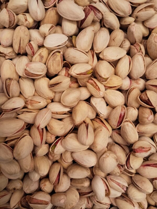 اکبری پستہ || Akbari Pistachios: Luxurious, Rich, and Full of Flavor.