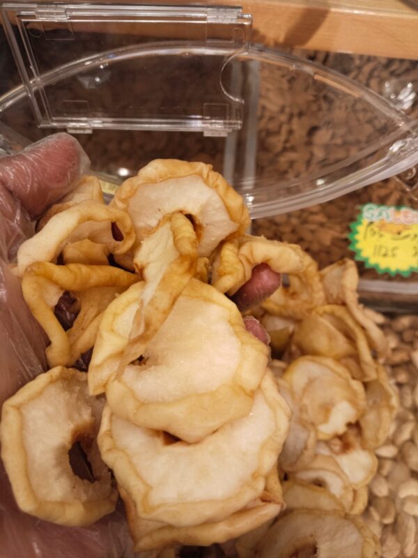 ناشپاتی خشک || Nashpati Dried: The Sweet and Tangy Pear Snack with a Deliciously Chewy Texture