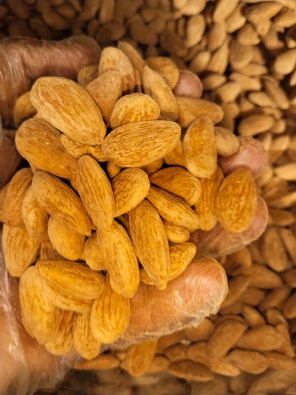 بادام || Almonds: A Crunchy, Nutrient-Dense Snack for Heart Health and Energy