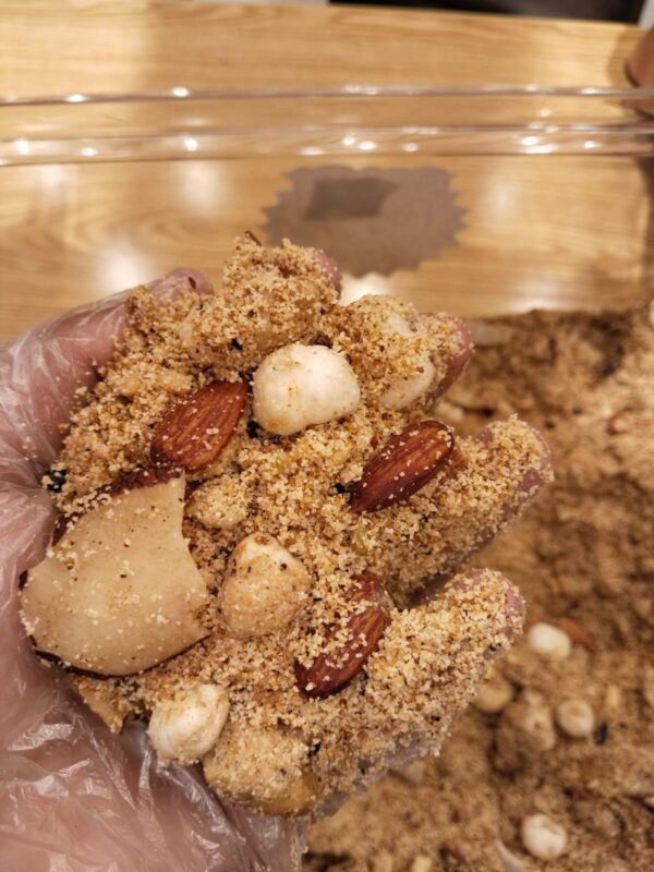 پنجیری || Panjeeri: A Nutritious, Spiced Delight Made with Ghee, Nuts, and Flax Seeds